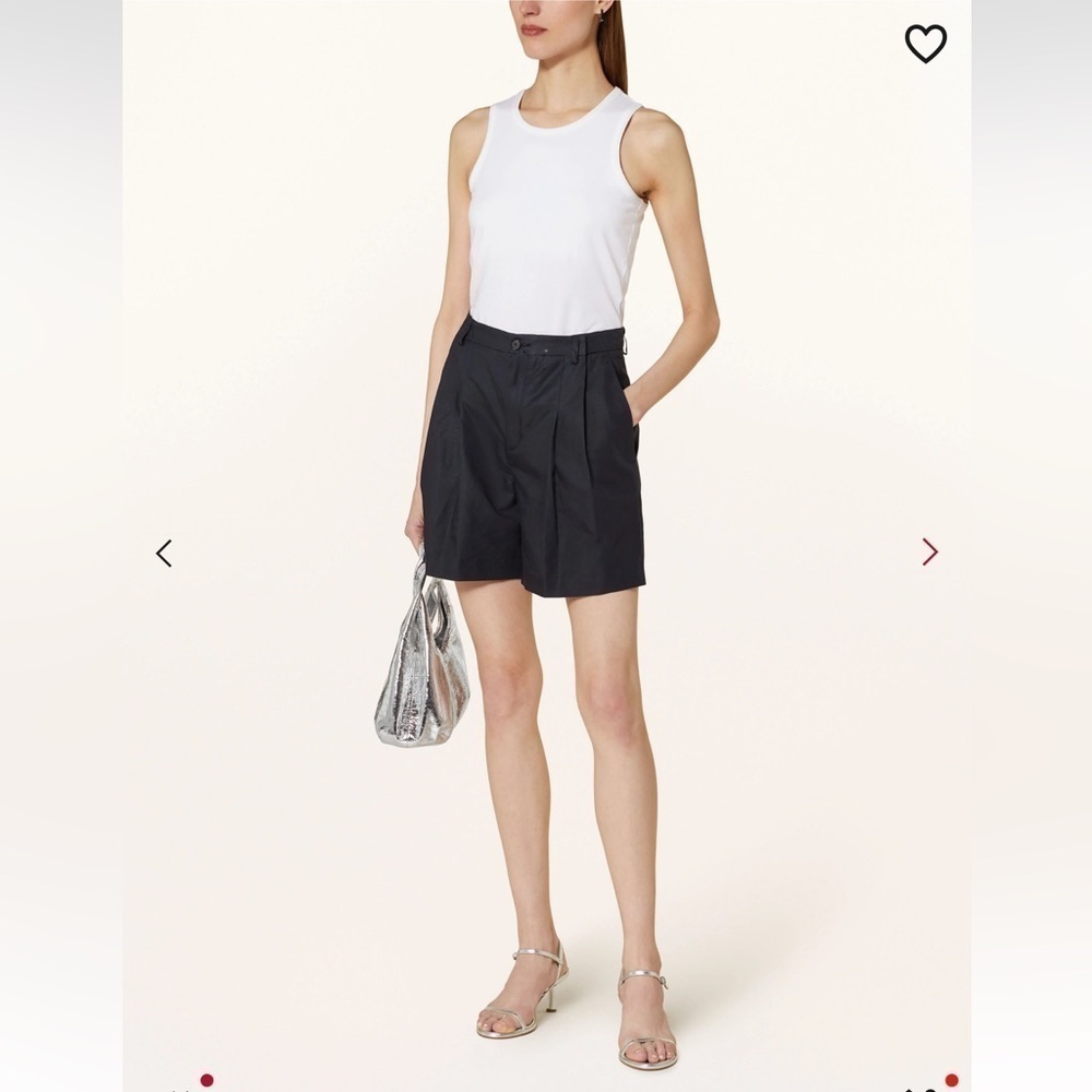 Drykorn Court Shorts in Black Sz 33
